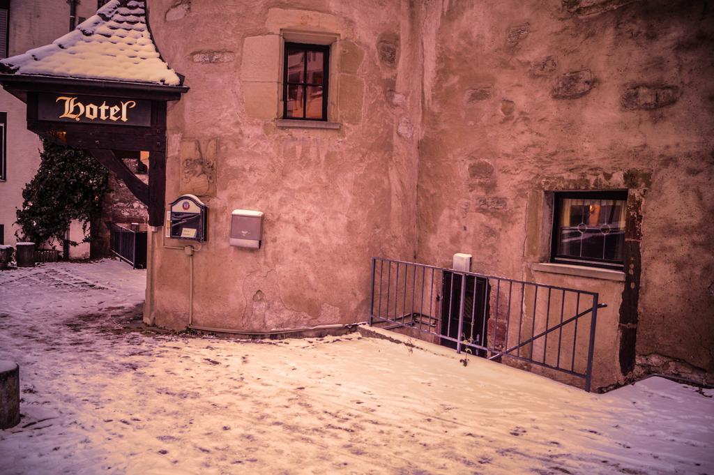Schlosshotel Hoefingen เลออนแบร์ก ภายนอก รูปภาพ