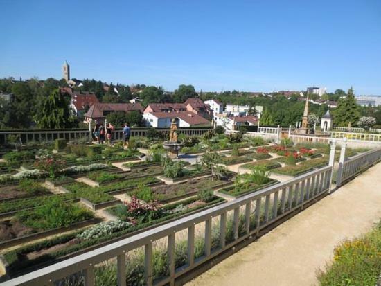 Schlosshotel Hoefingen เลออนแบร์ก ภายนอก รูปภาพ